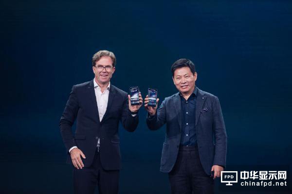 華為Mate9發布：雙曲面、保時捷、徠卡，好浮夸