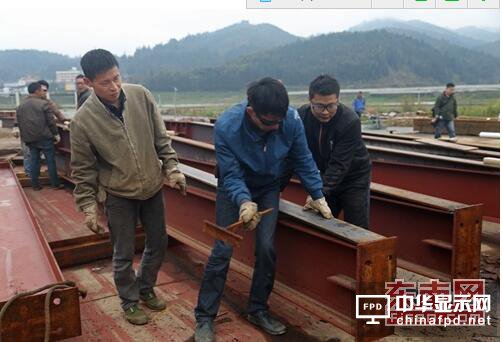 歐浦登：加快大尺寸電容式觸摸屏項目建設(shè)