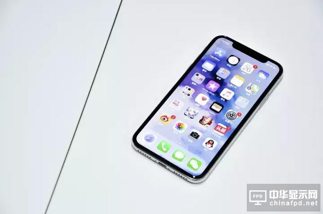iPhone X 堪稱印鈔機(jī), 一周狂賣900萬臺！這差不多是720億人民幣