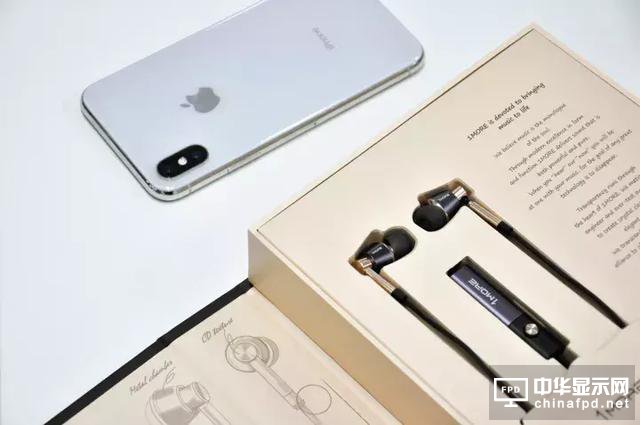 iPhone X 堪稱印鈔機(jī), 一周狂賣900萬臺！這差不多是720億人民幣
