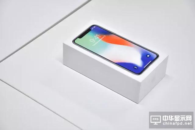 iPhone X 堪稱印鈔機(jī), 一周狂賣900萬臺！這差不多是720億人民幣