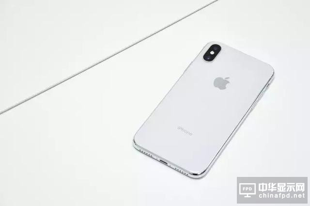 iPhone X 堪稱印鈔機(jī), 一周狂賣900萬臺！這差不多是720億人民幣