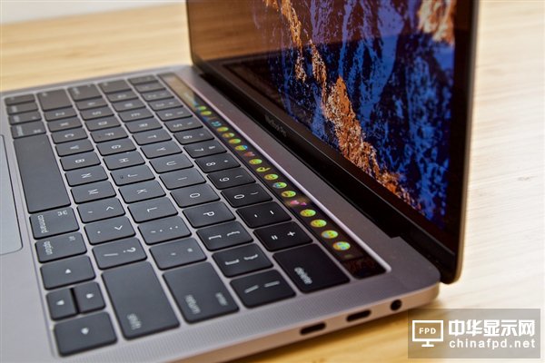 O(png)Ո(qng)Touch Bar(zhun)СOLED@ʾ