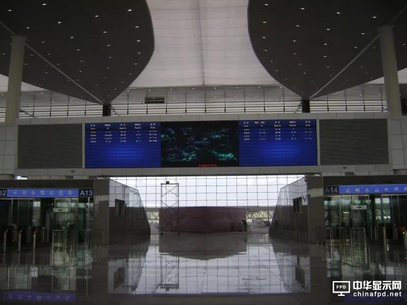 高鐵刷新中國速度，三思屏耀大江南北