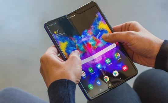 三星第二款折疊屏手機Galaxy Fold 2將于5月中旬開始生產(chǎn) 8月推出